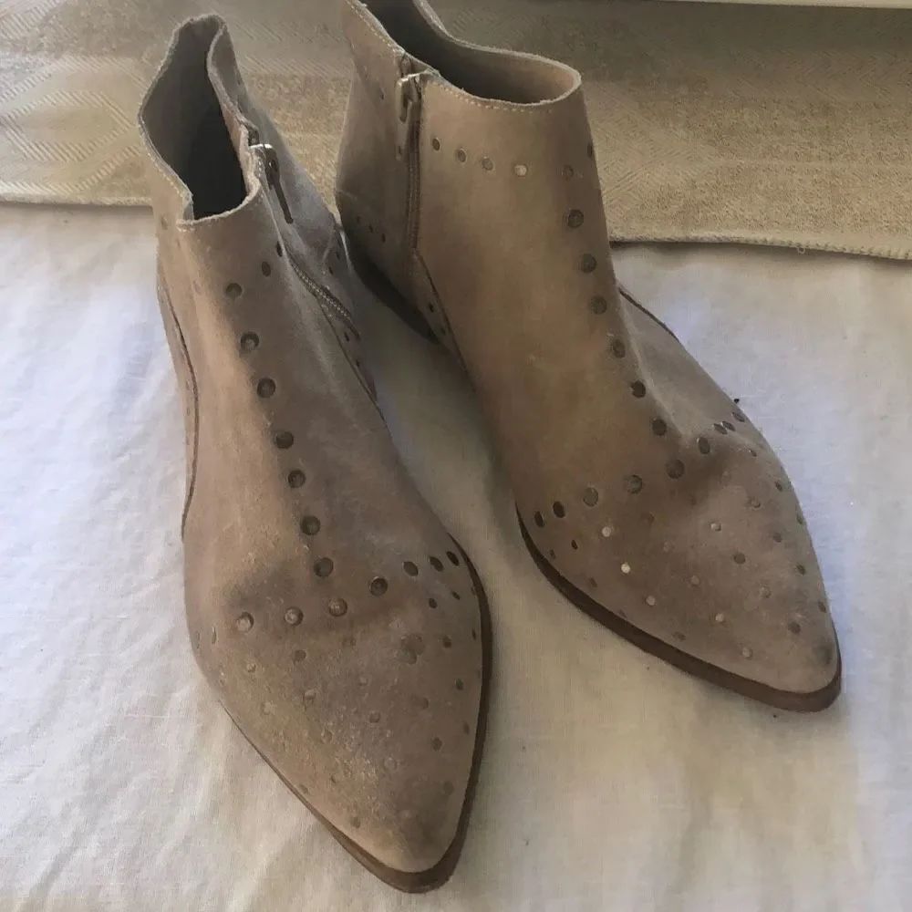 Free people rustic beige tan suede booties, size 38